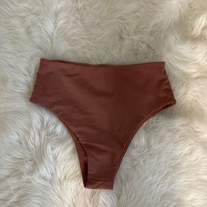 Kittenish high waisted bikini bottoms